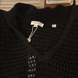 Max Studio Black V-Neck Sweater